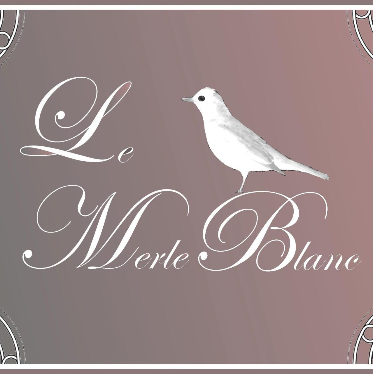 Отель Le Merle Blanc Louchats Экстерьер фото